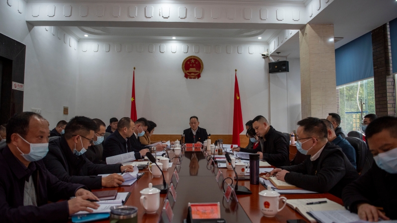 马文才组织召开2023年第二次政府常务会议