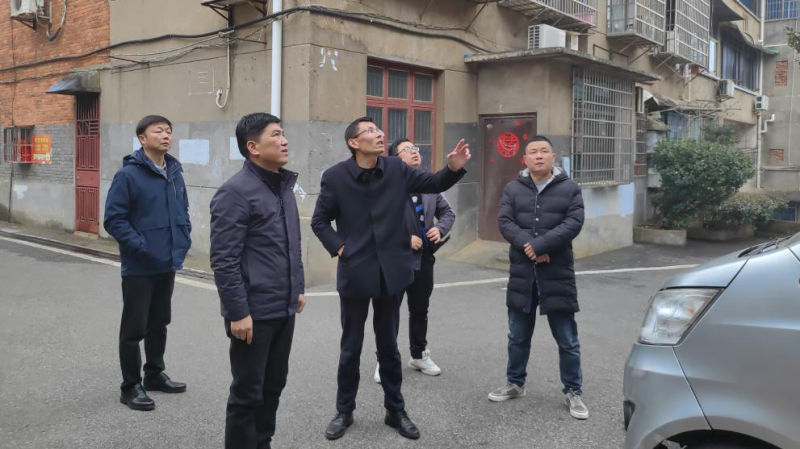 高志荣深入赫山街道赫山社区督导检查创文工作